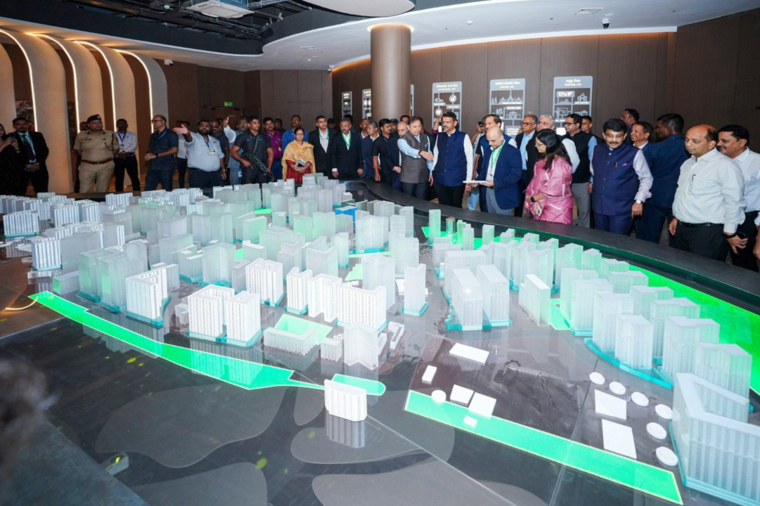 Dharavi Gets a Showroom: Experience Centre Opens as Maharashtra Launches "Invest Maharashtra" 17 Winter Session of Parliament